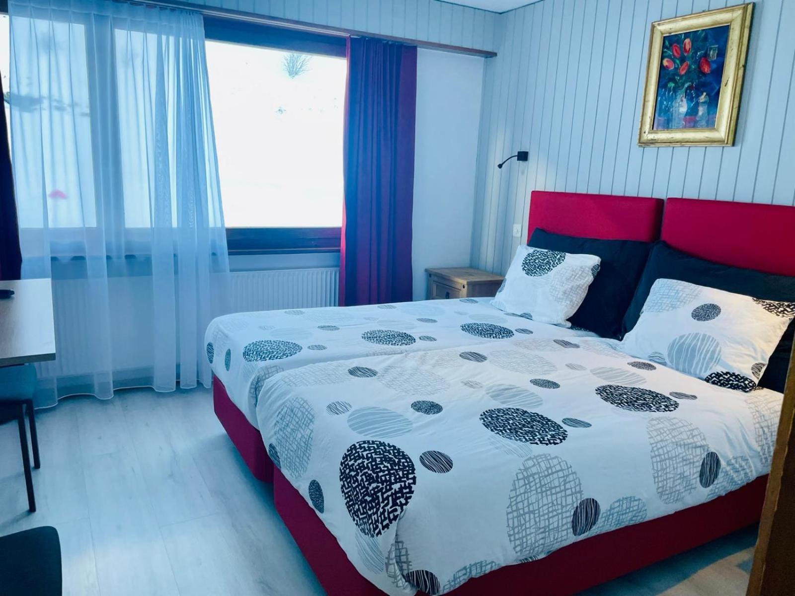 Auberge Des Charmettes Bourg-Saint-Pierre Dış mekan fotoğraf